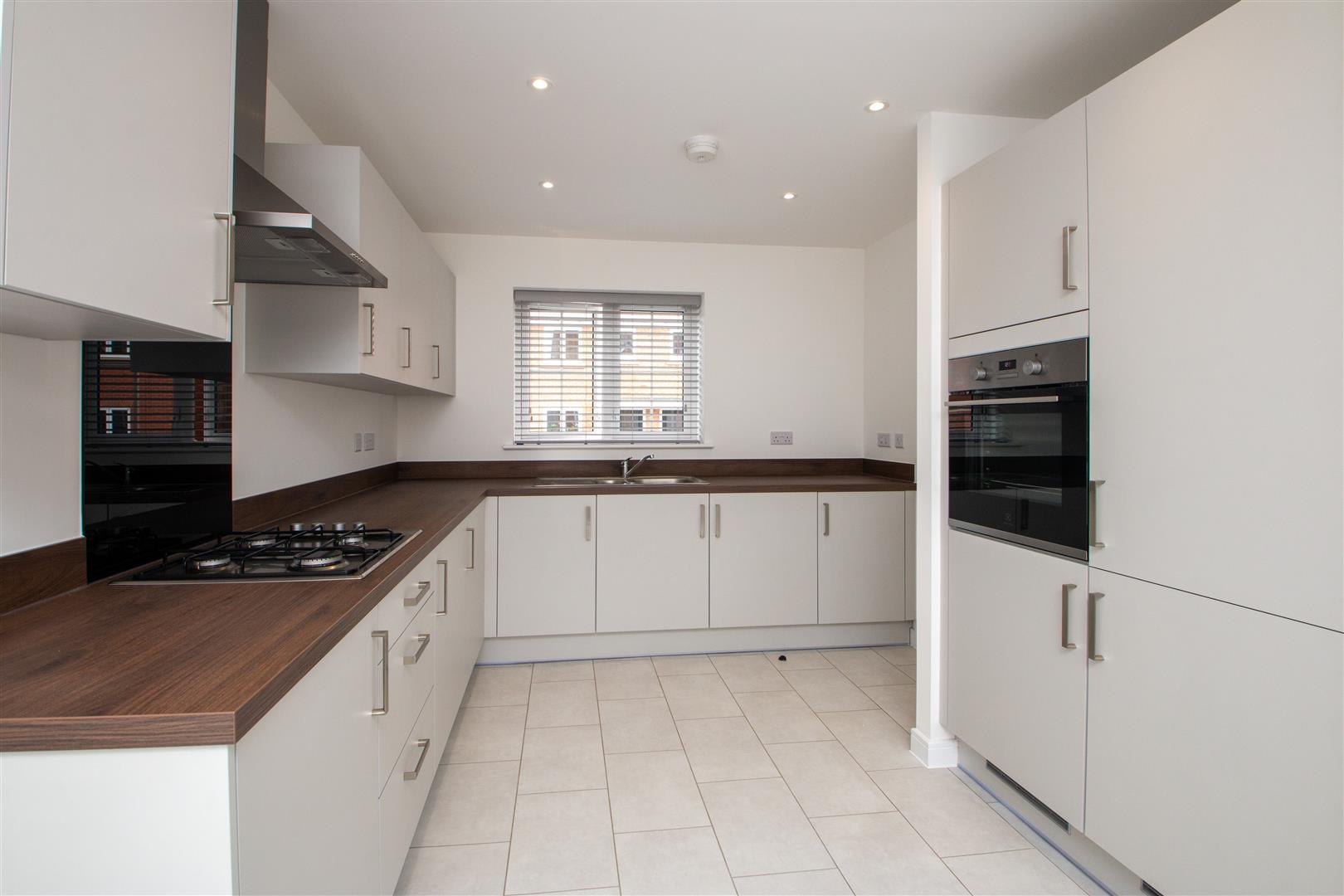 Buttercup Close, Greenleys, Milton Keynes